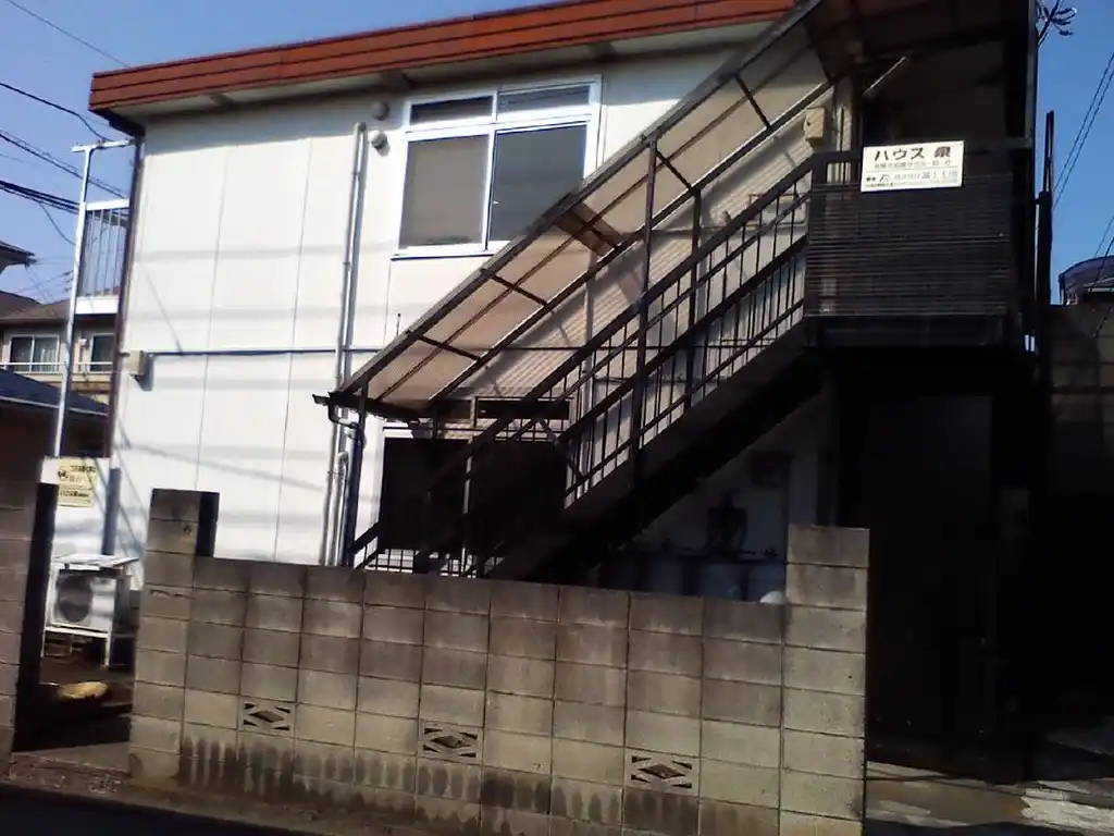 ハウス泉 外観