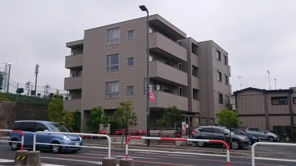 グランドゥール浦和 外観