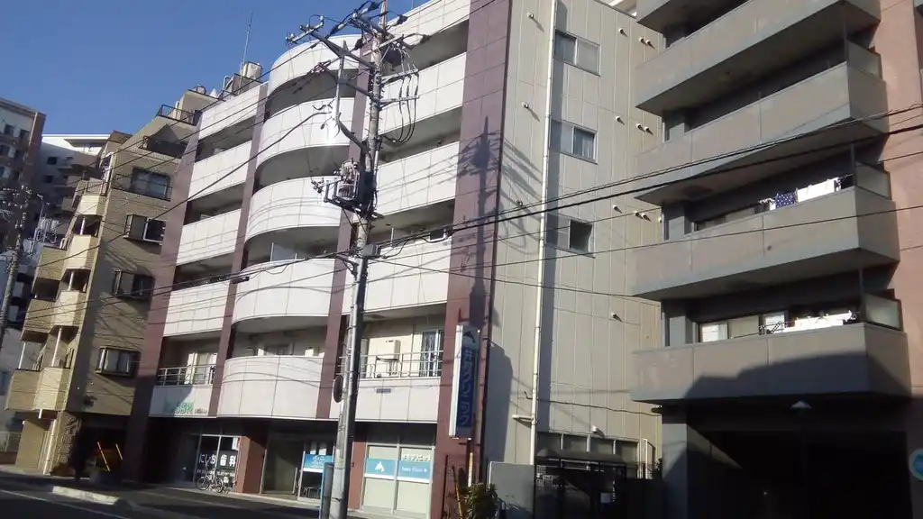 LIBERAL.BLD 外観