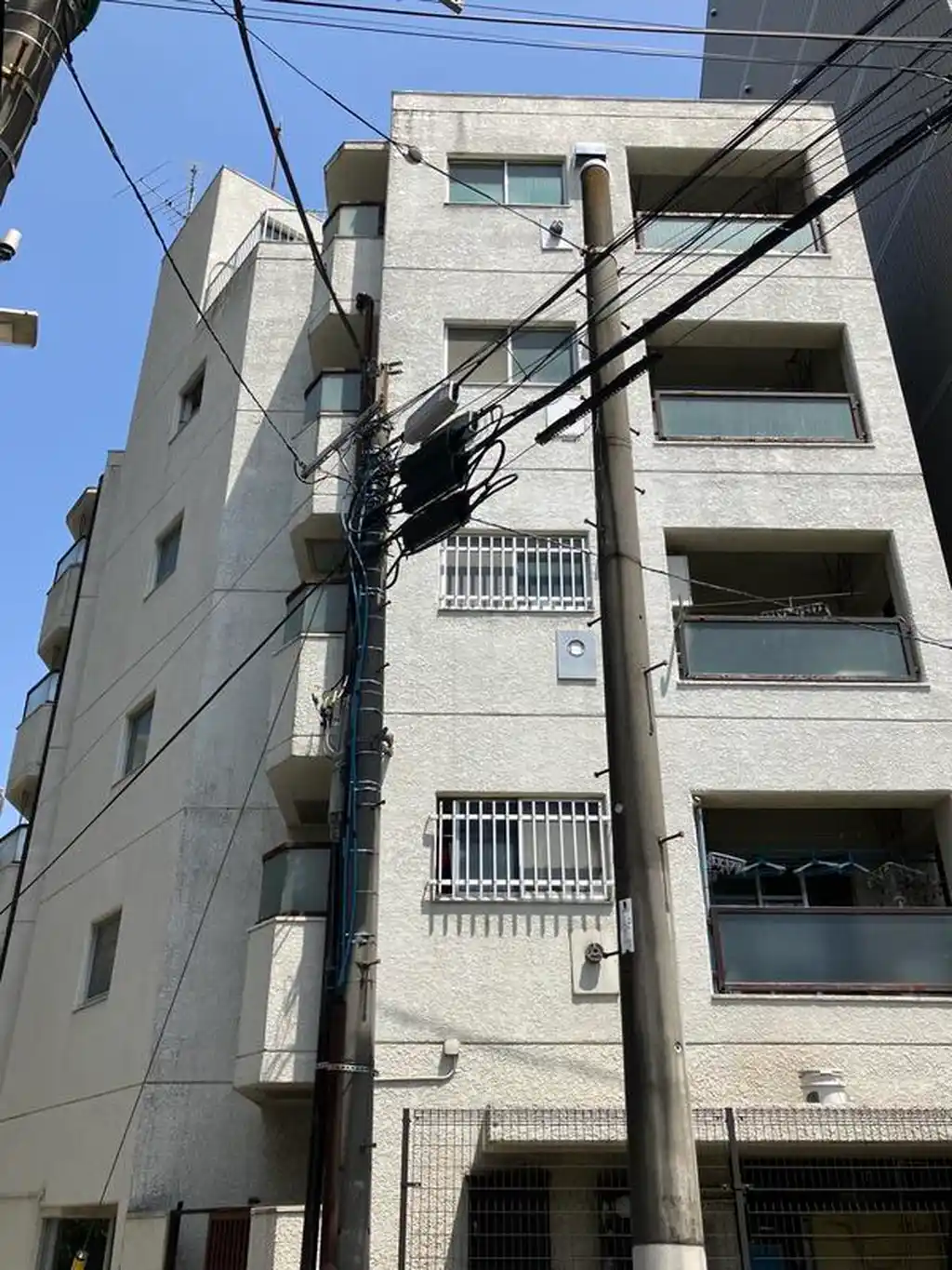 弥生町クリスコーポ 外観