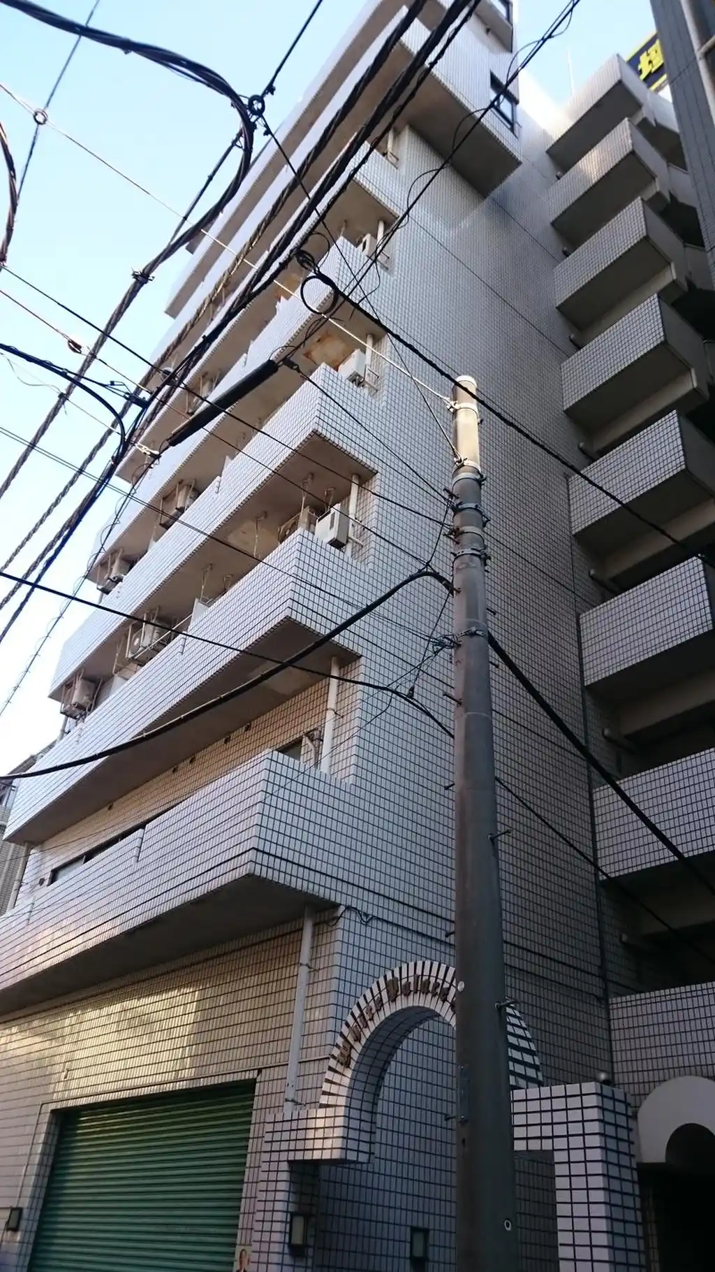 ホワイトパレスイトウ 外観