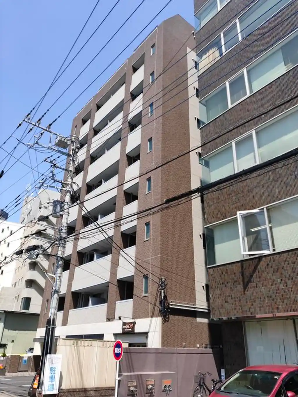 アザレアコート 外観