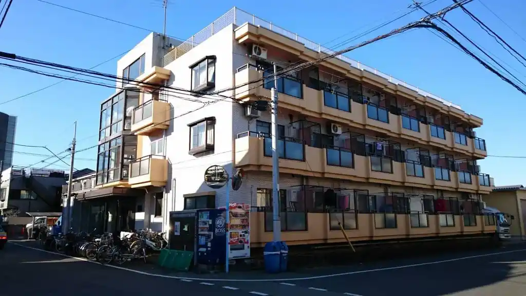 シャレードマルシン 外観
