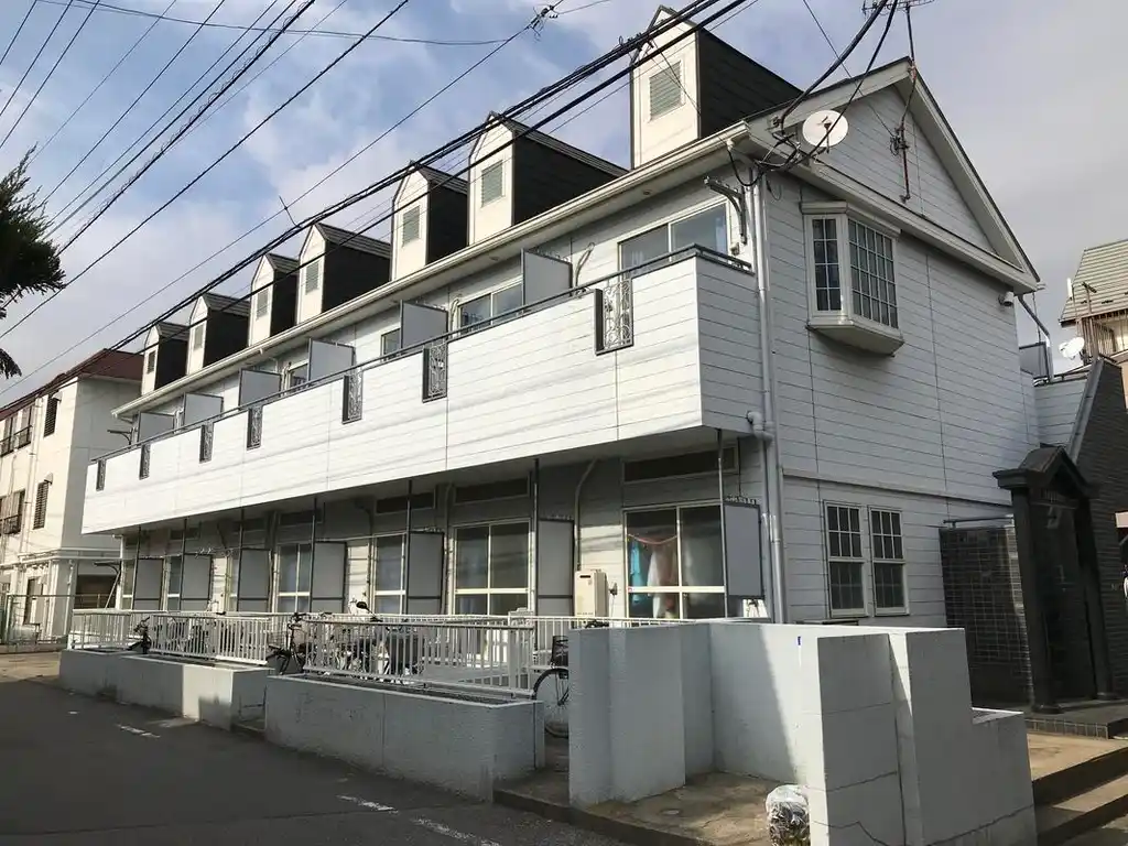 レオパレス田尻 外観