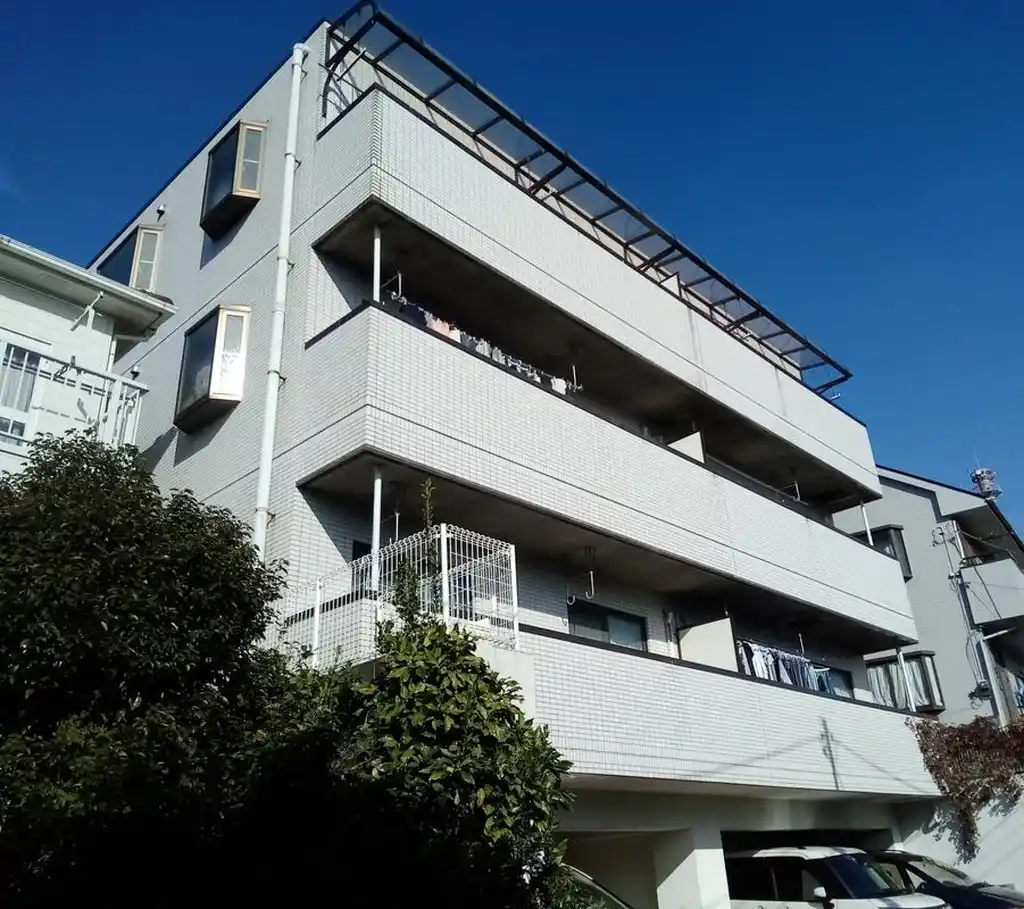 エトワール子安台 外観