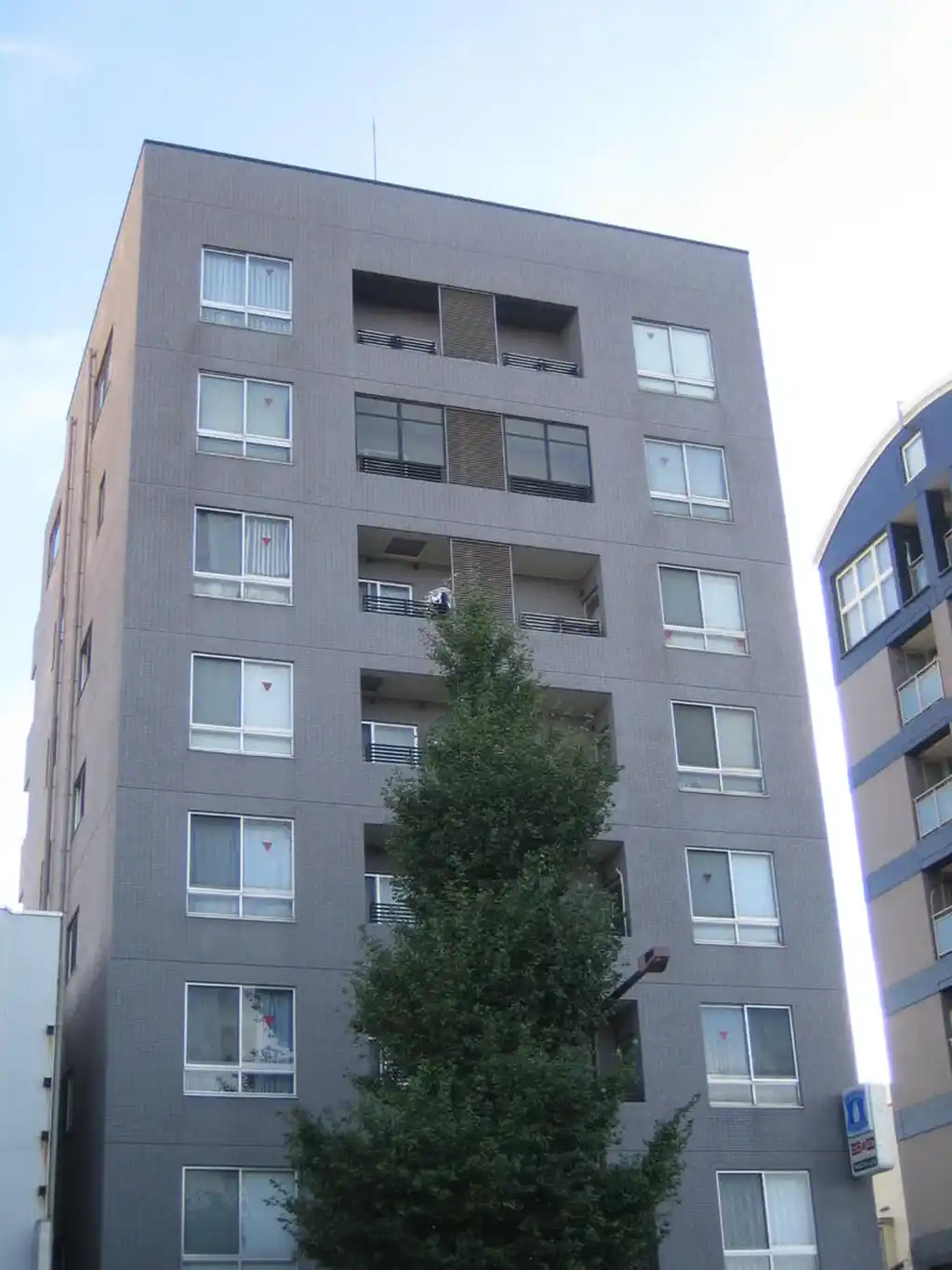 イーストフラット 外観