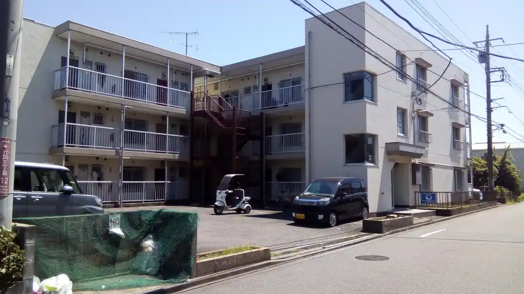 プラムガーデン 外観