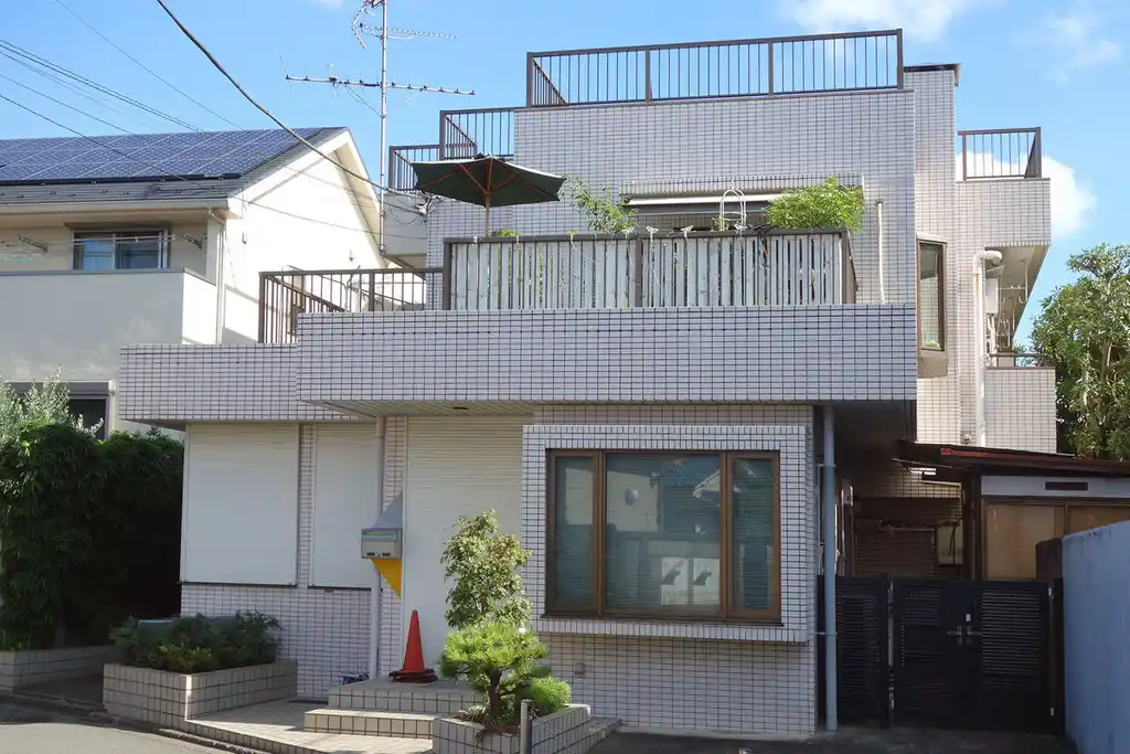 ニシカンハイツ 外観