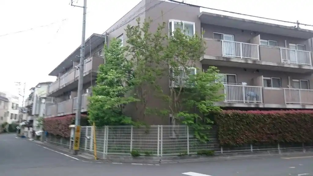 コート・ラ・ポルテ 外観