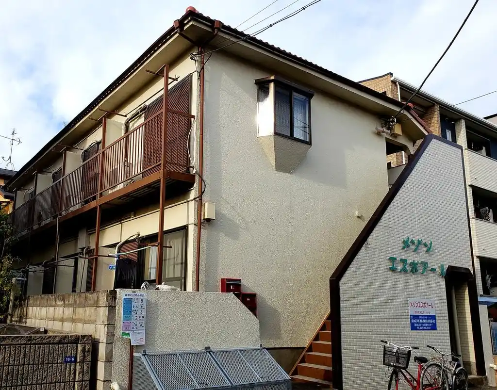 メゾンエスポアール 外観