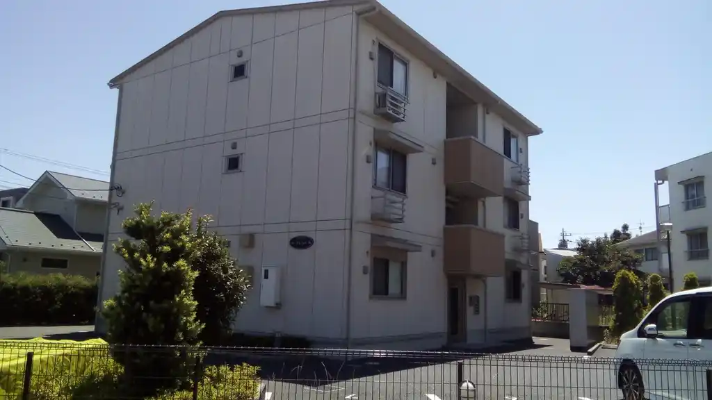 ラークヒルズA 外観