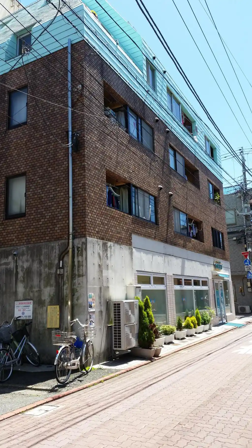 プラーズ中央 外観