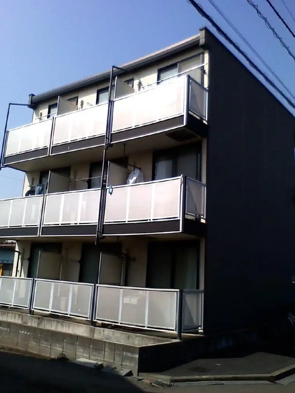 レオパレスM&K 外観