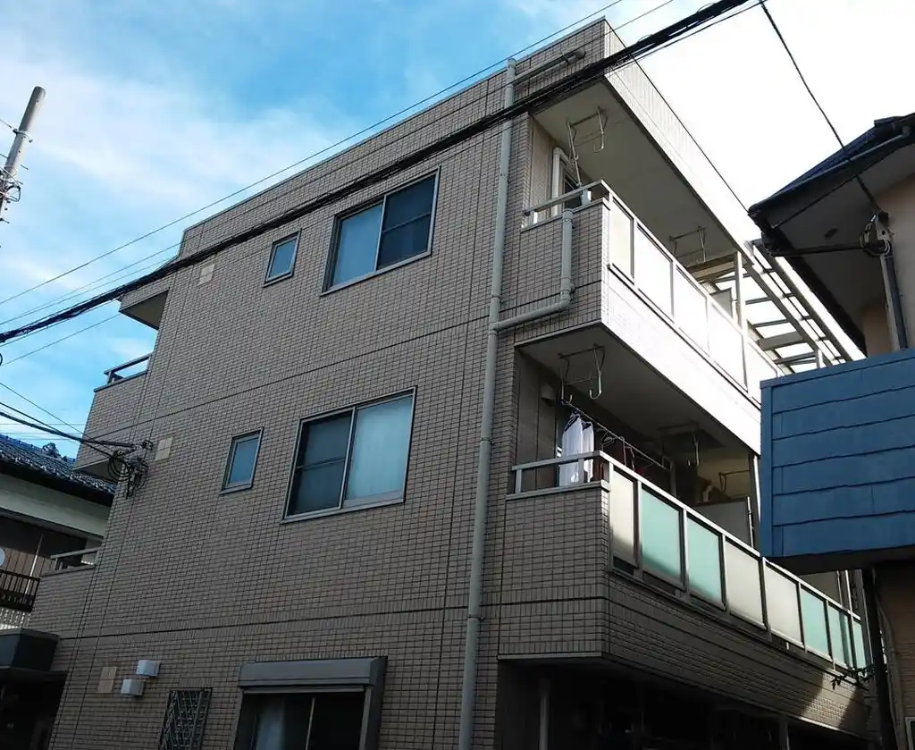 アイ.スタック 外観