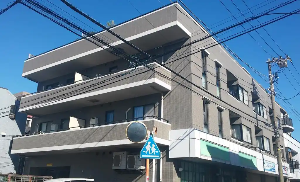 セゾン・シュ・ト・ユー 外観