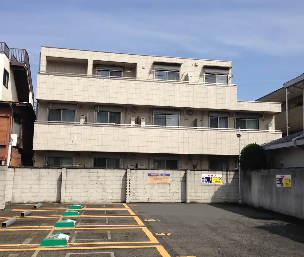 COURT HILLS HIYOSHI 外観