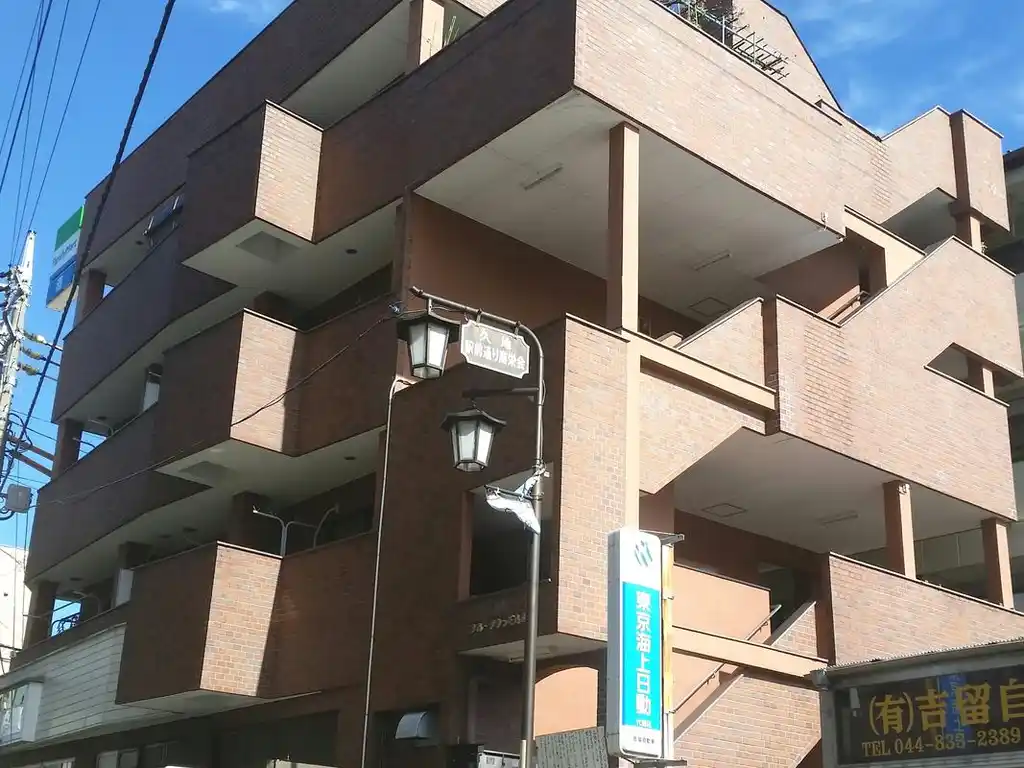 ブル・タウンヒル元木 外観