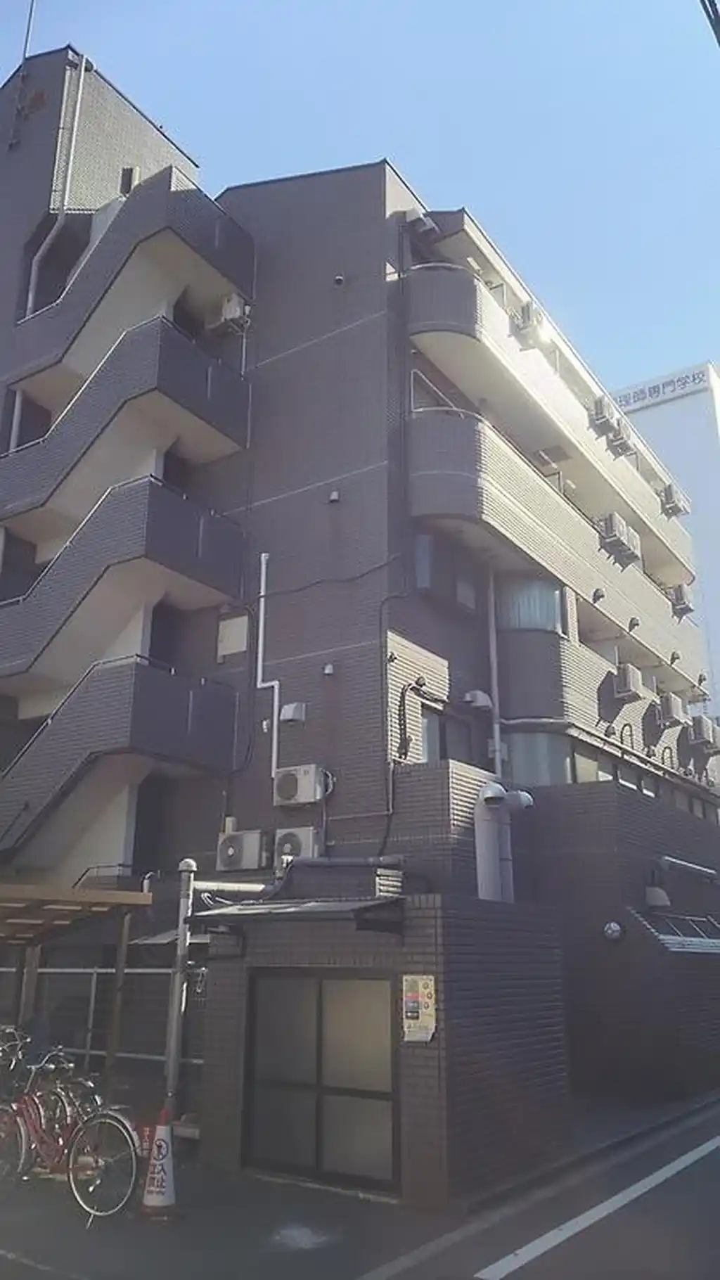 ロイヤルプラザ 外観