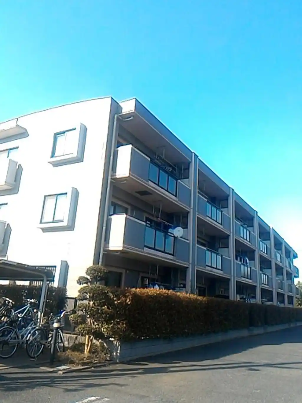 アヴァンティ 外観