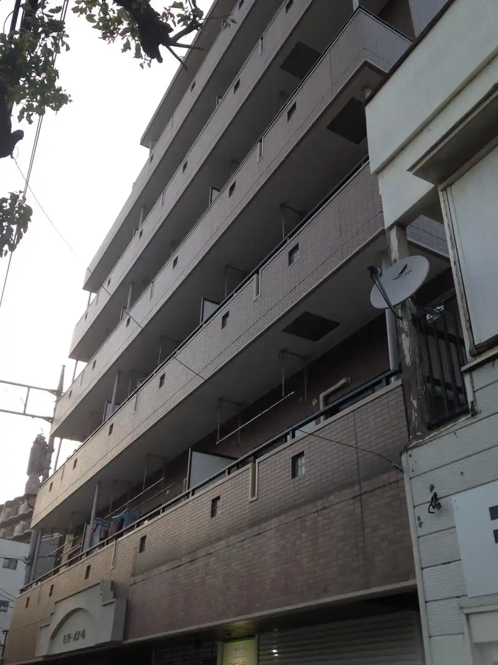 モンテボヌール 外観