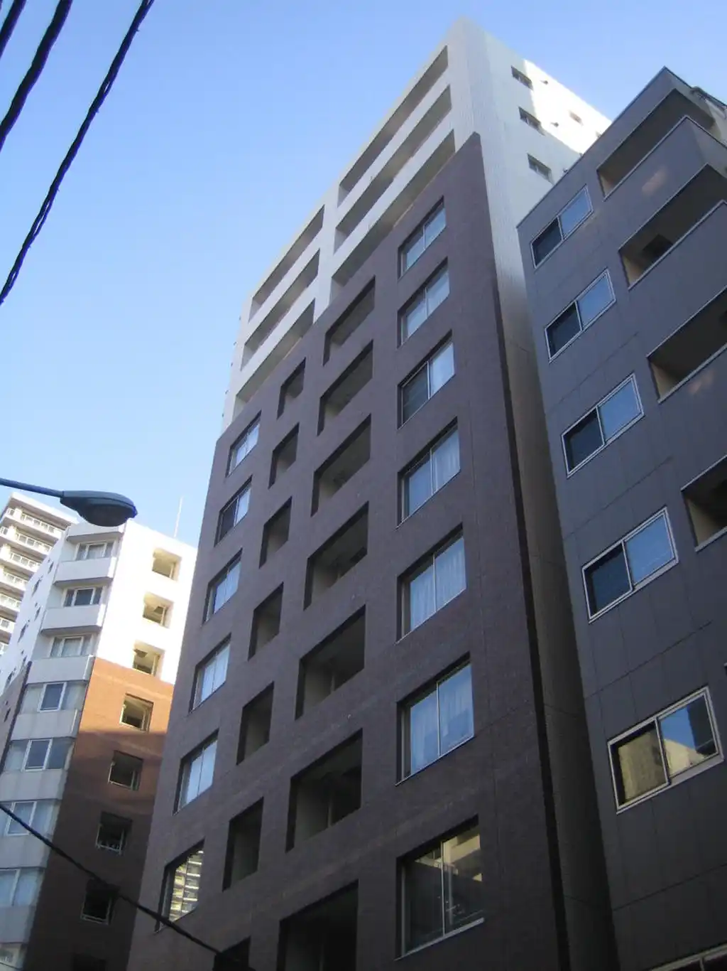 ドゥーエ銀座イースト2 外観