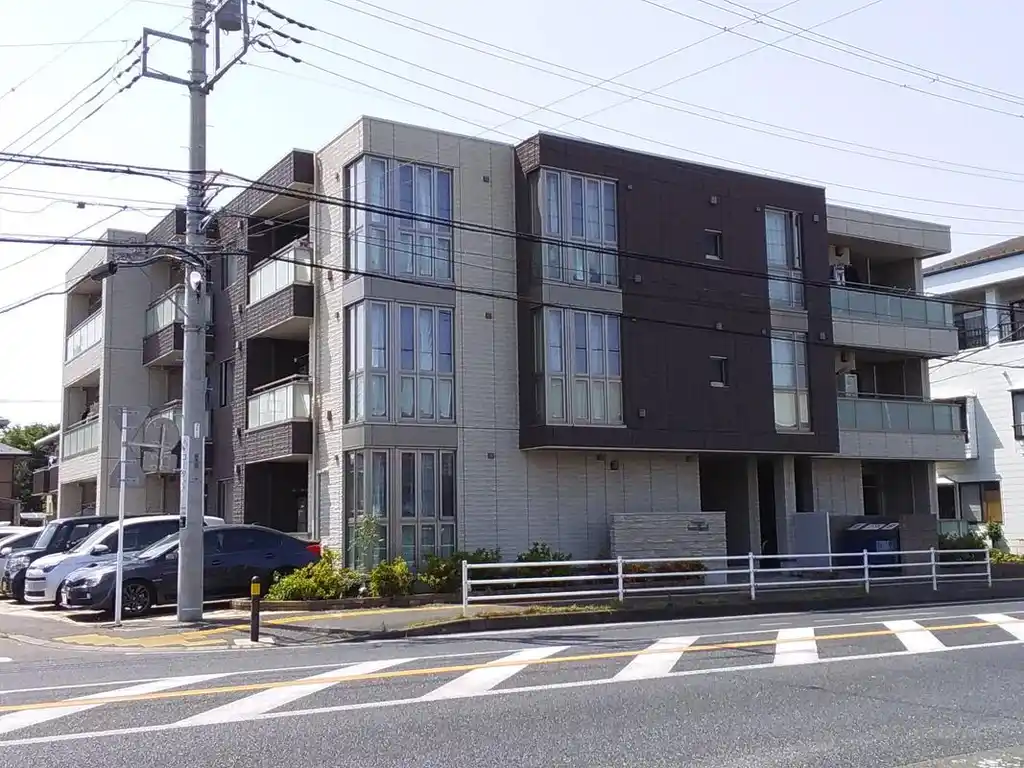グラシュー湘南 II 外観