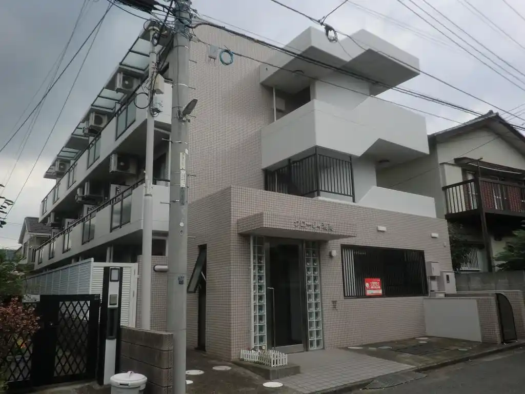 グローリィ湘南 外観