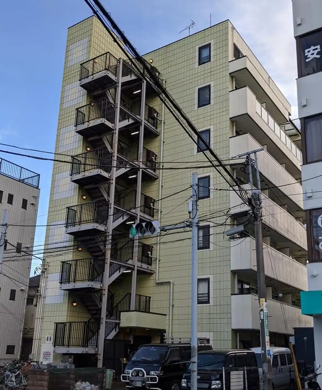 コトーネ・ファミーリア 外観