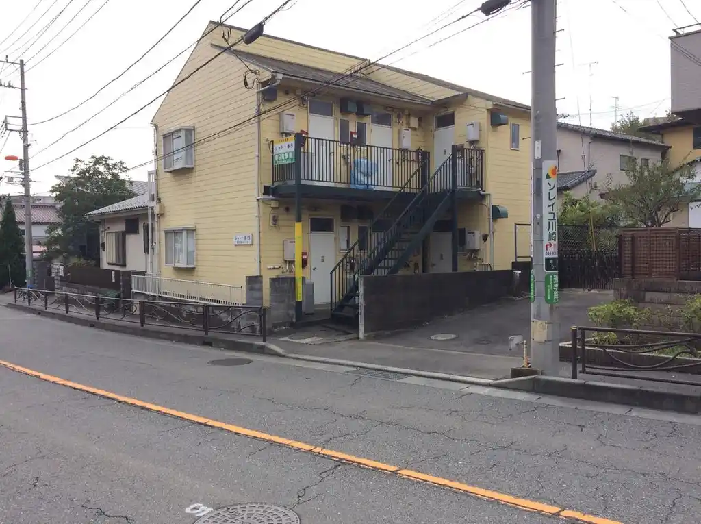 シャトー春日 外観