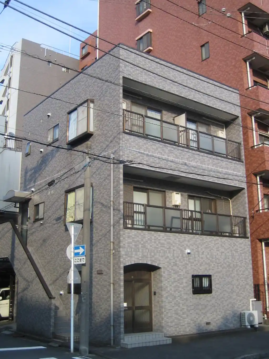 らいずびる 外観