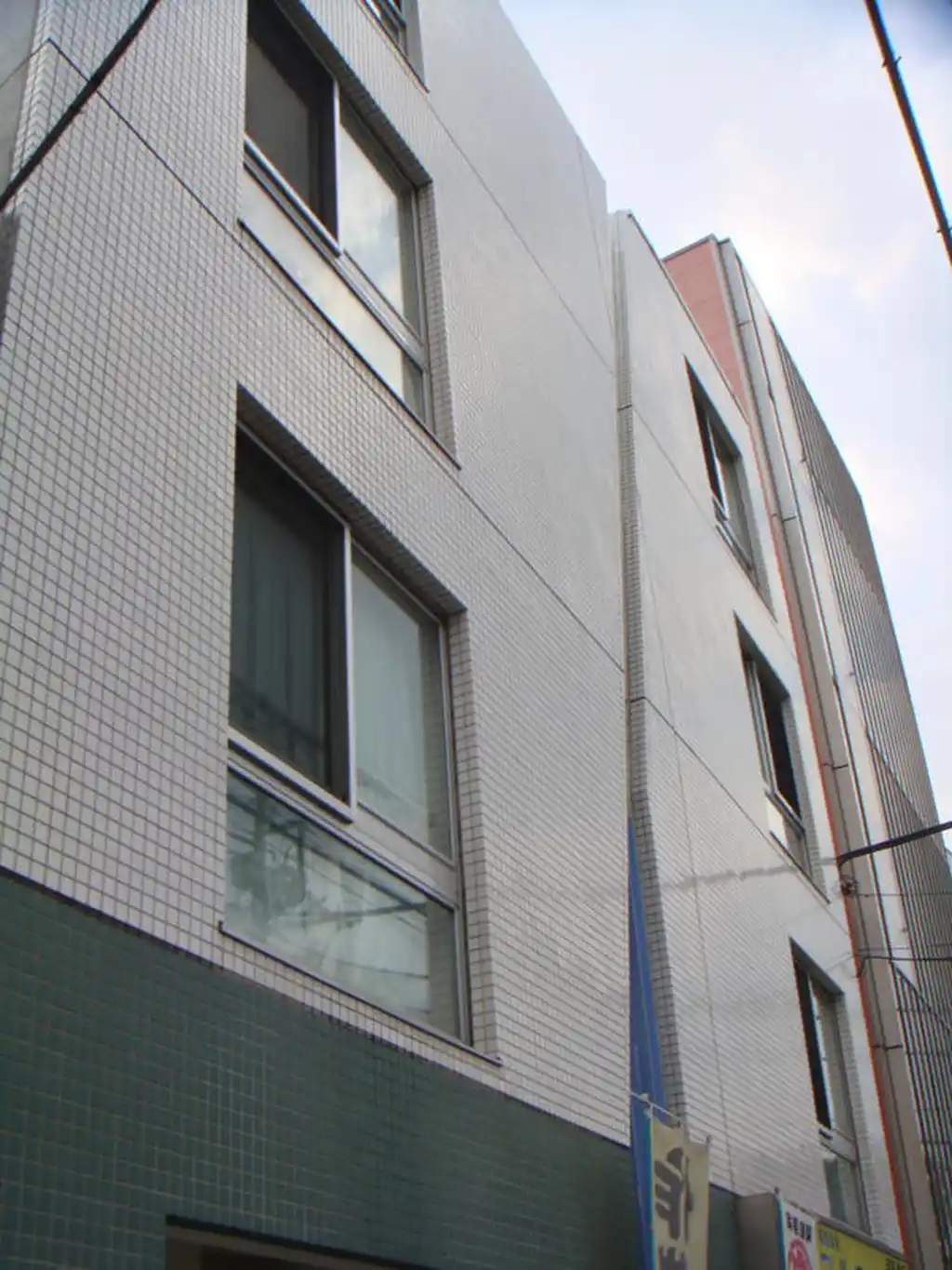 7AVENUE 外観