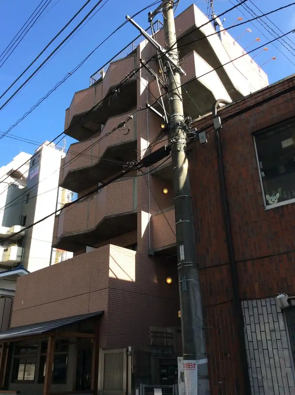 ウィングセイセキII 外観