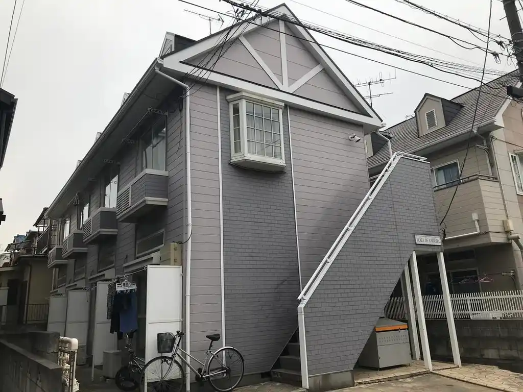 プラザドゥイチカワ 外観
