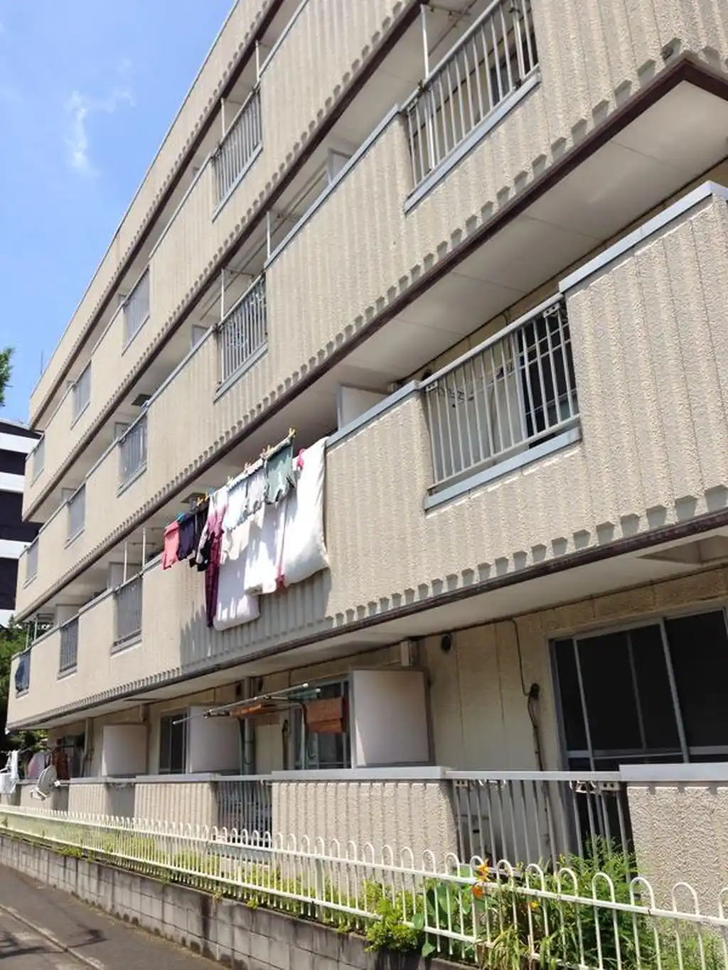 インステート綾瀬 外観