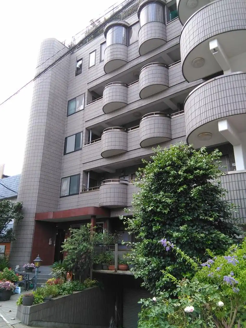 アールマンション 外観