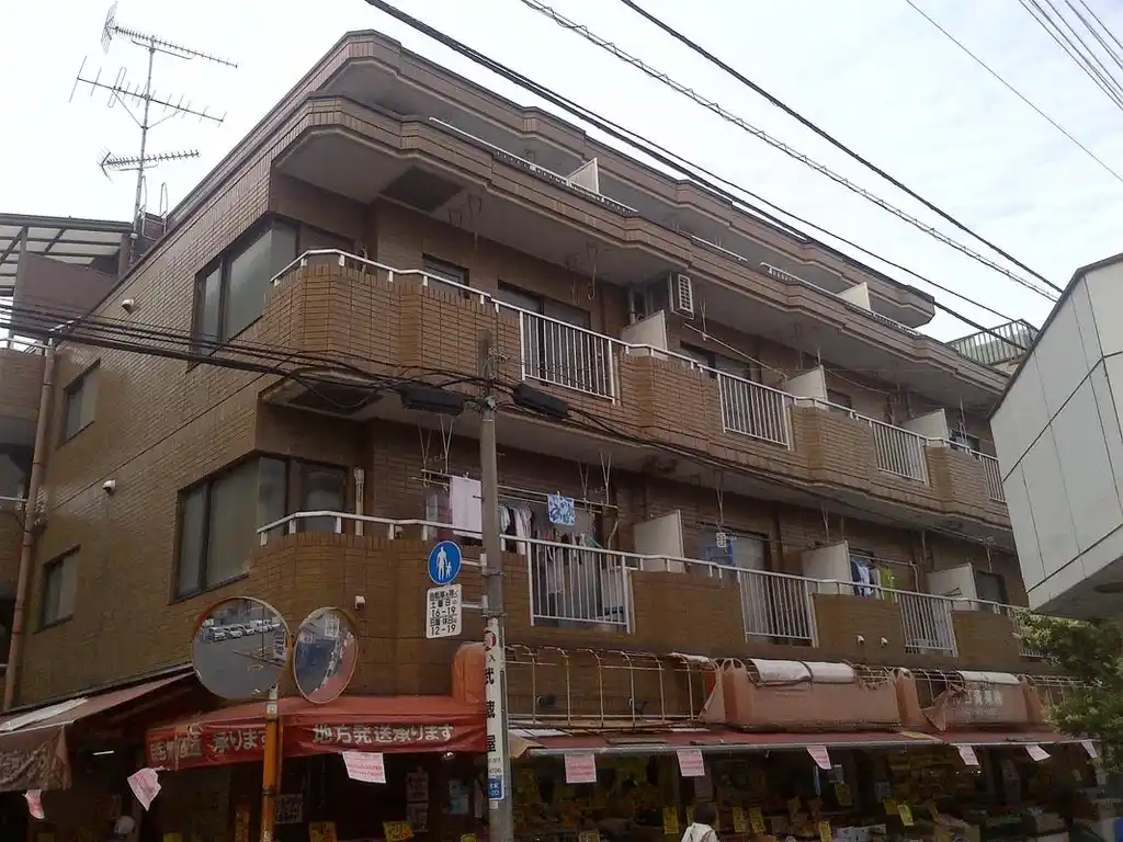 オーレパレス 外観