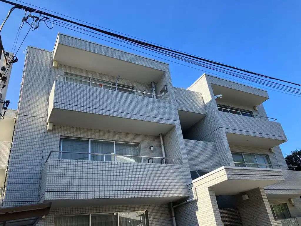 AMNES中野 外観