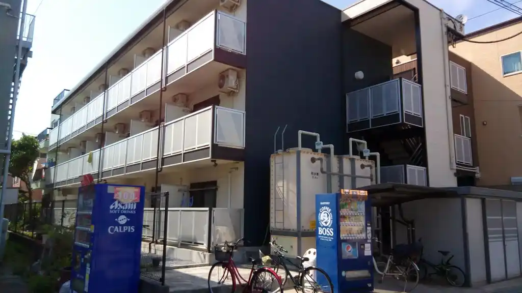 レオパレスグランディ朝日 外観