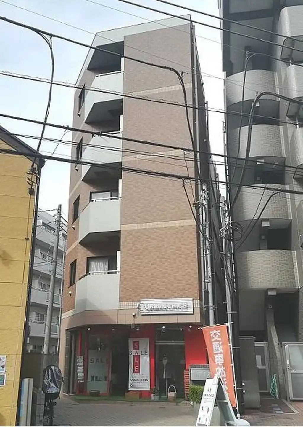 TIARA 外観