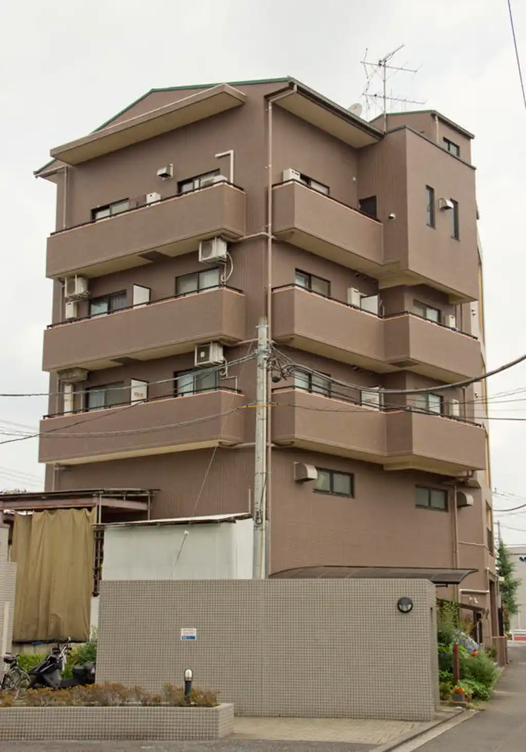 ビルズMB 外観