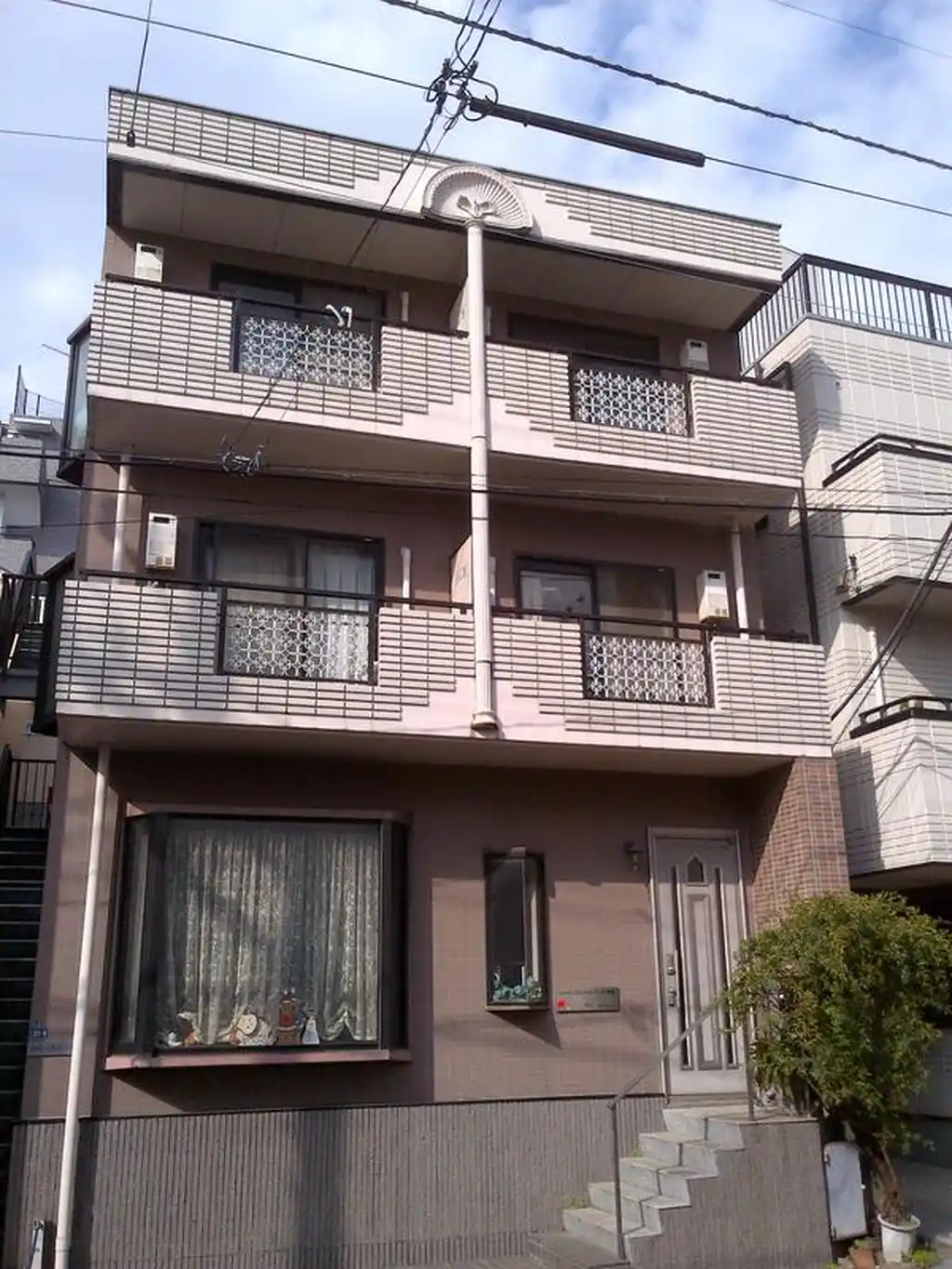 ファミーユロコ 外観