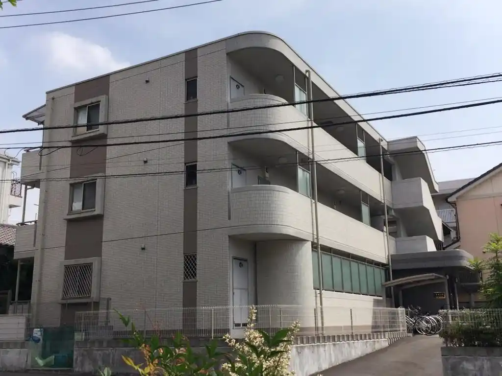 ソレイユ岸 外観
