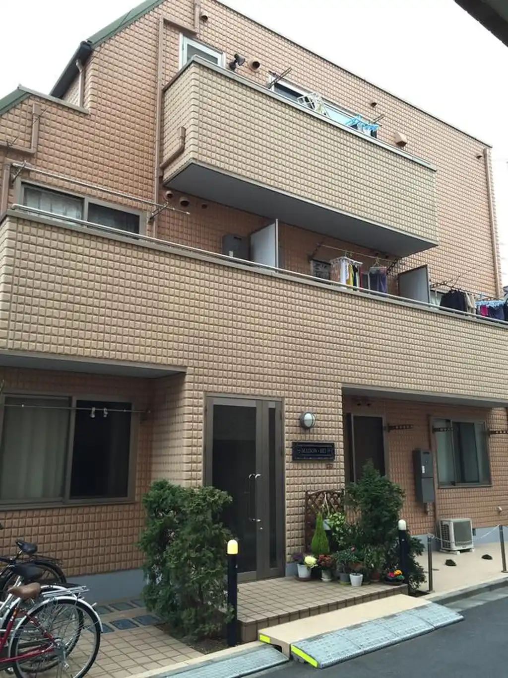 メゾン・レイ 外観