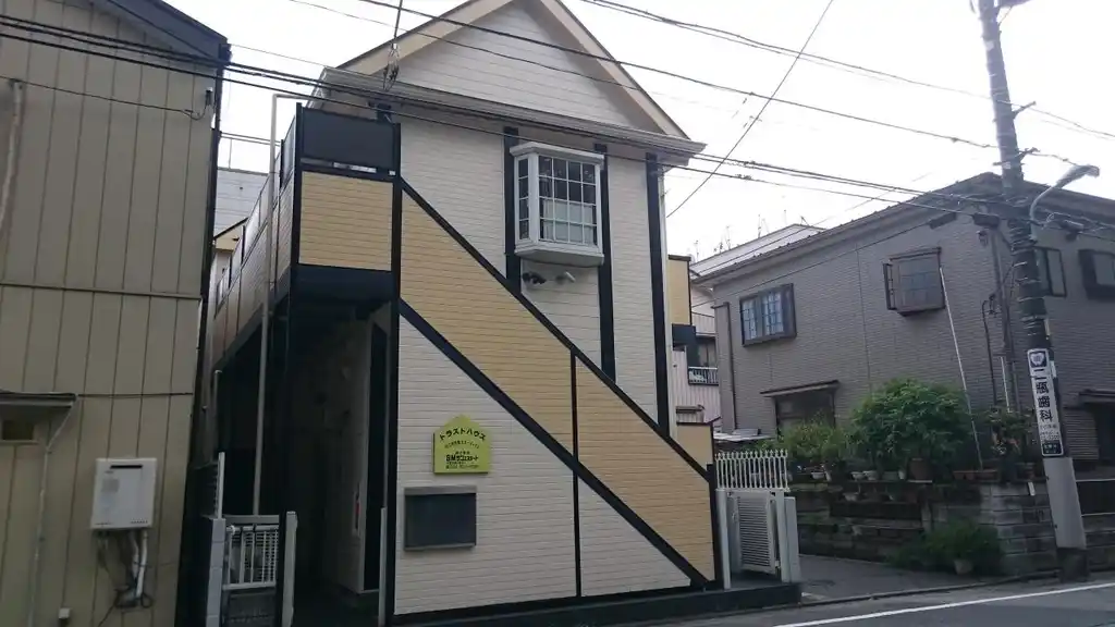 トラストハウス 外観