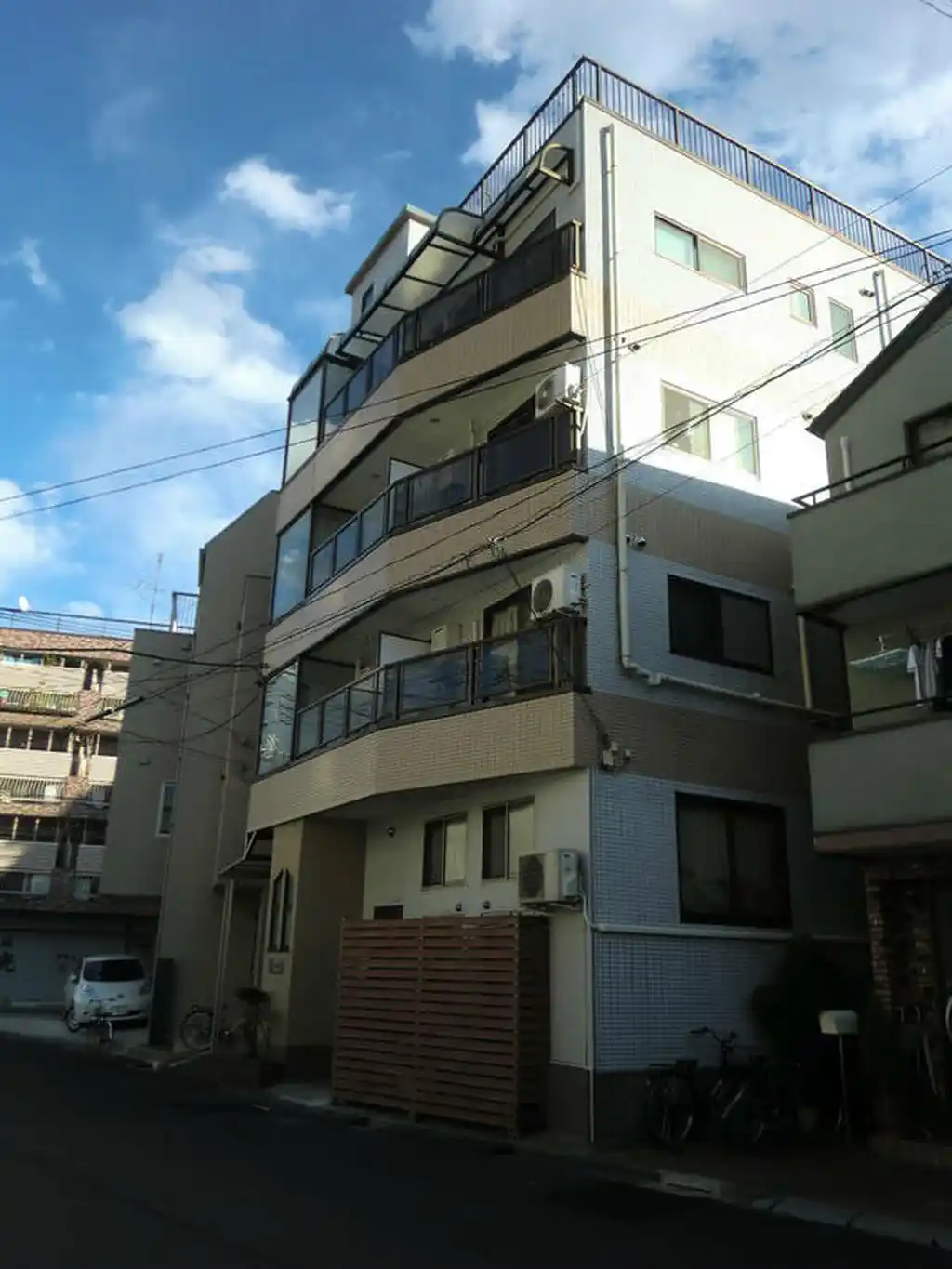 シューハイツ 外観