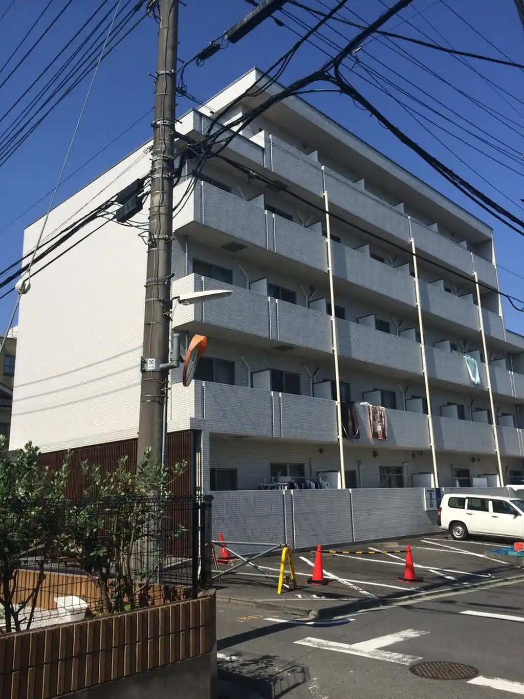 クロスコート 外観