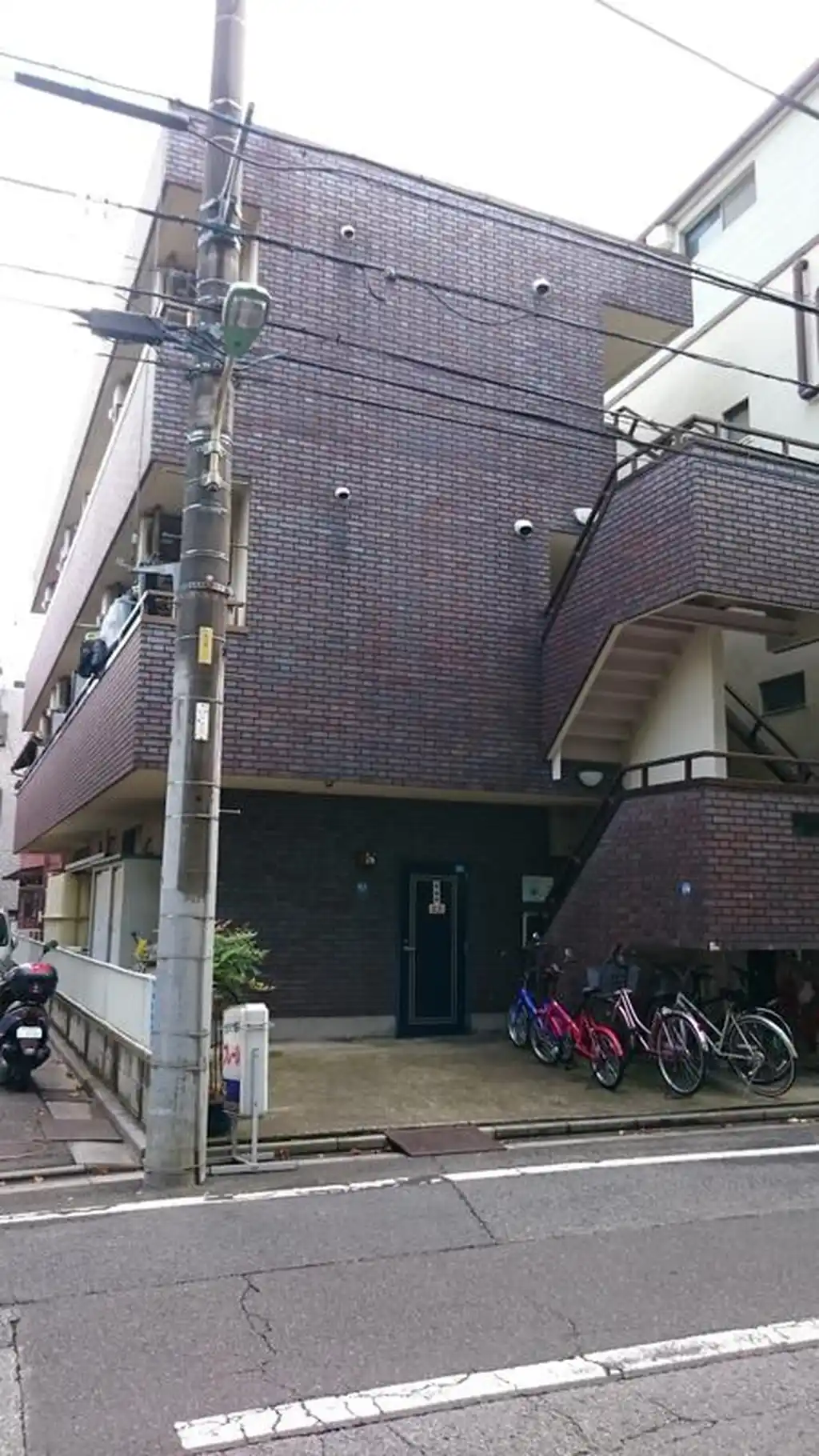 フレール西青木 外観