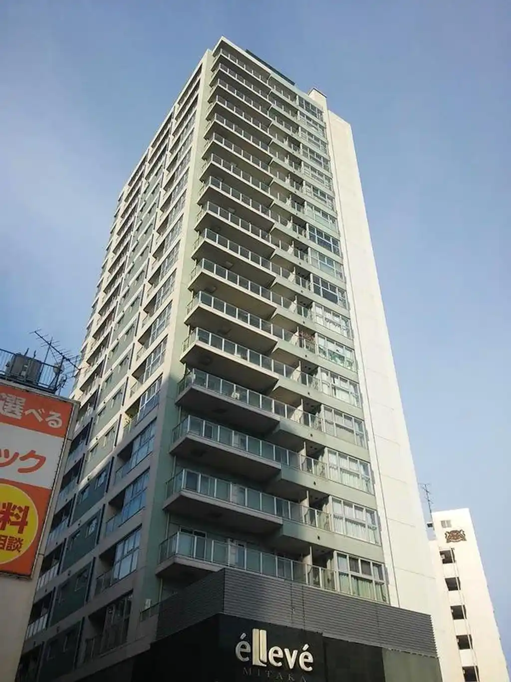 エルヴェ三鷹クレッセント三鷹ザ・タワー 外観