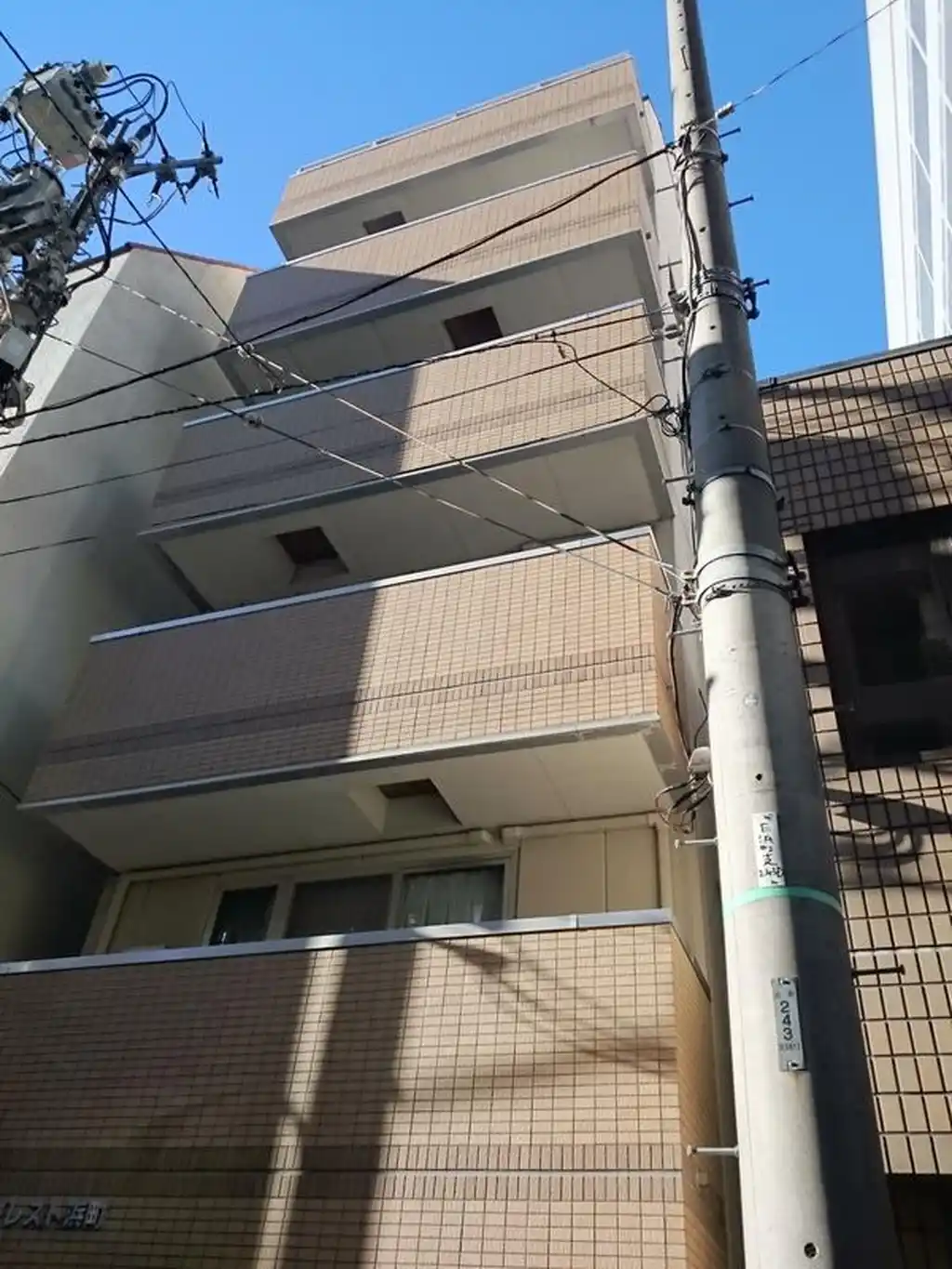 アブレスト浜町 外観