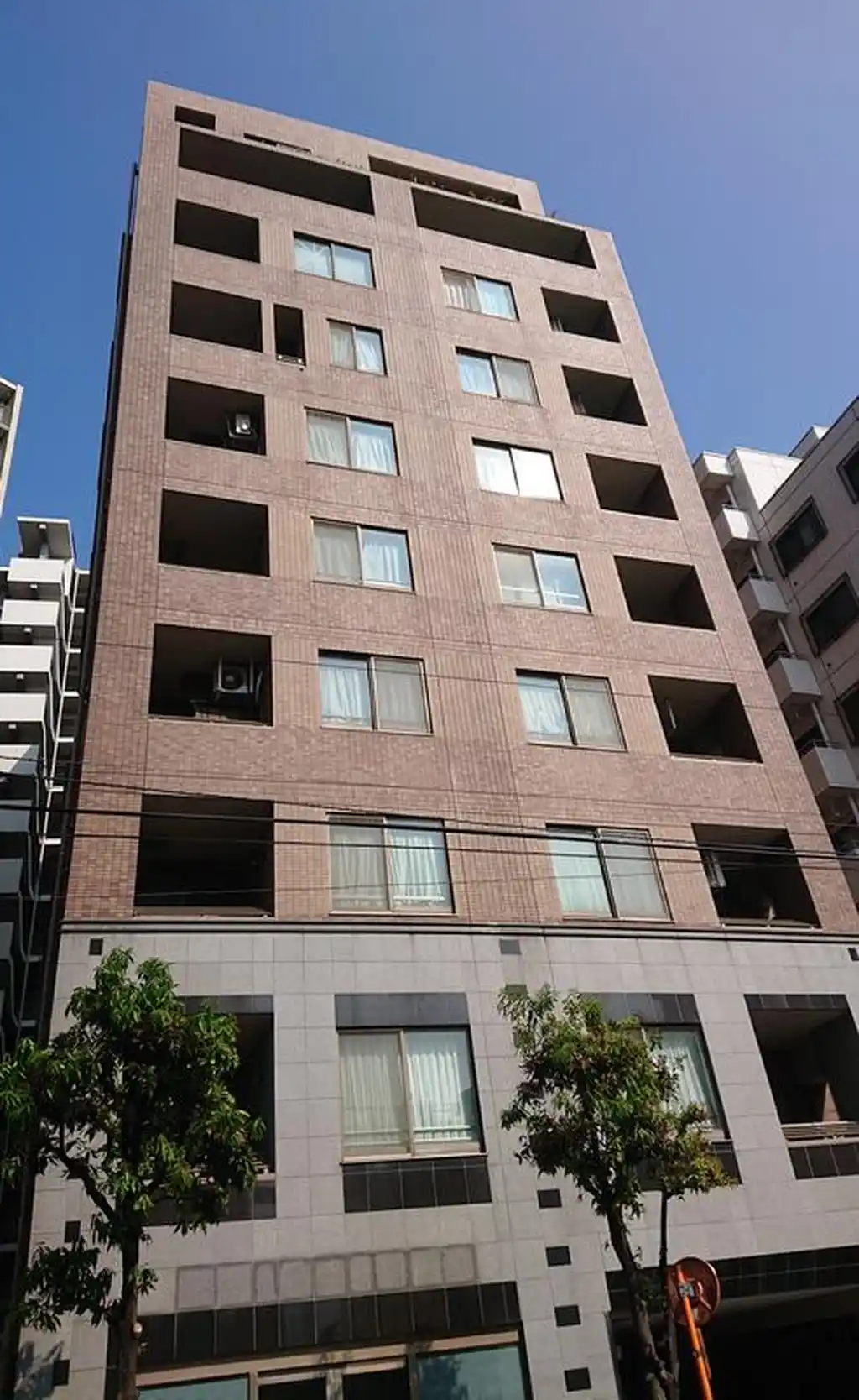 ナビウス根岸参丁目 外観